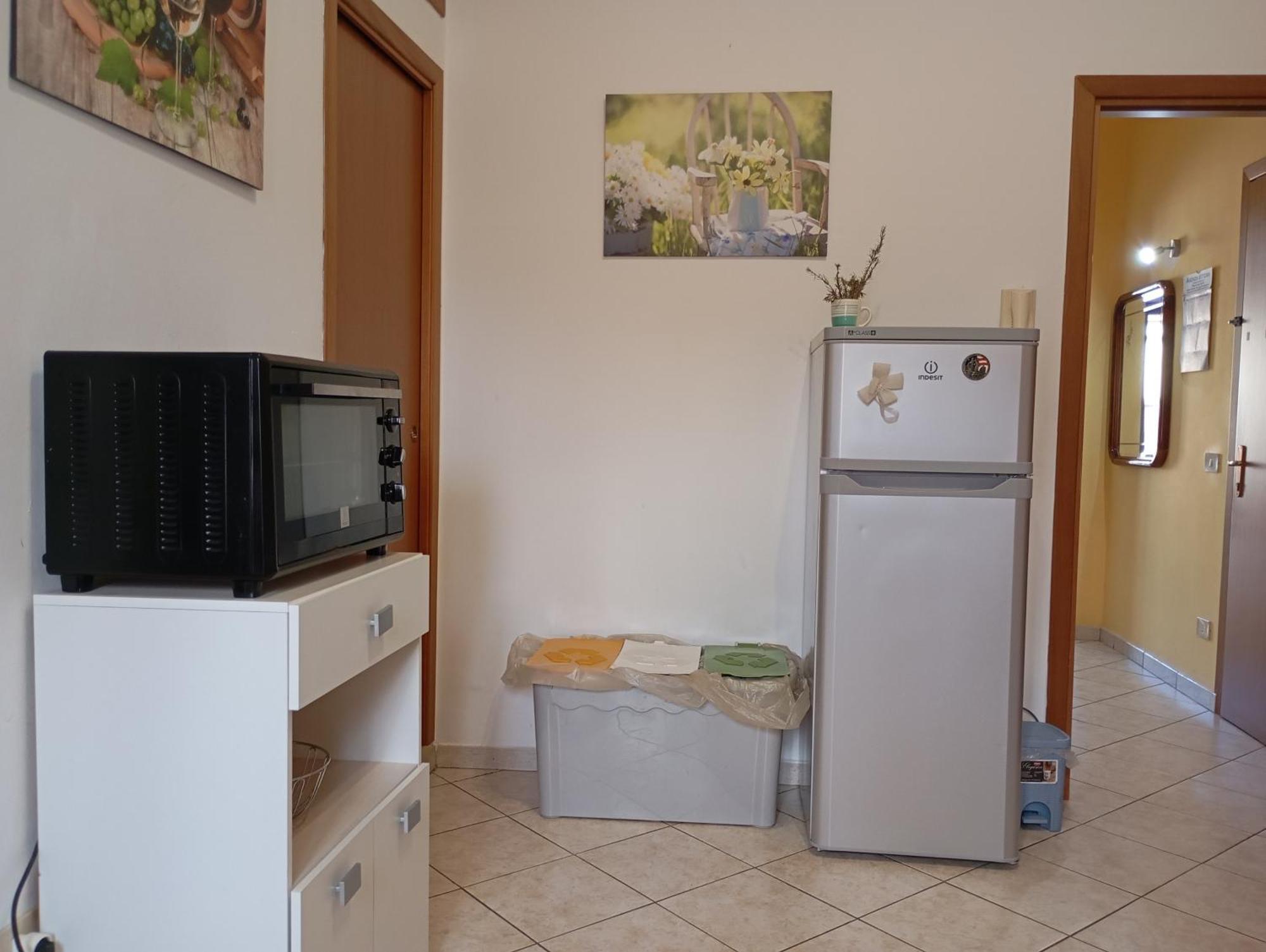 A Casa Di Ste - Vicino Aeroporto Falcone Borsellino 카리니 외부 사진