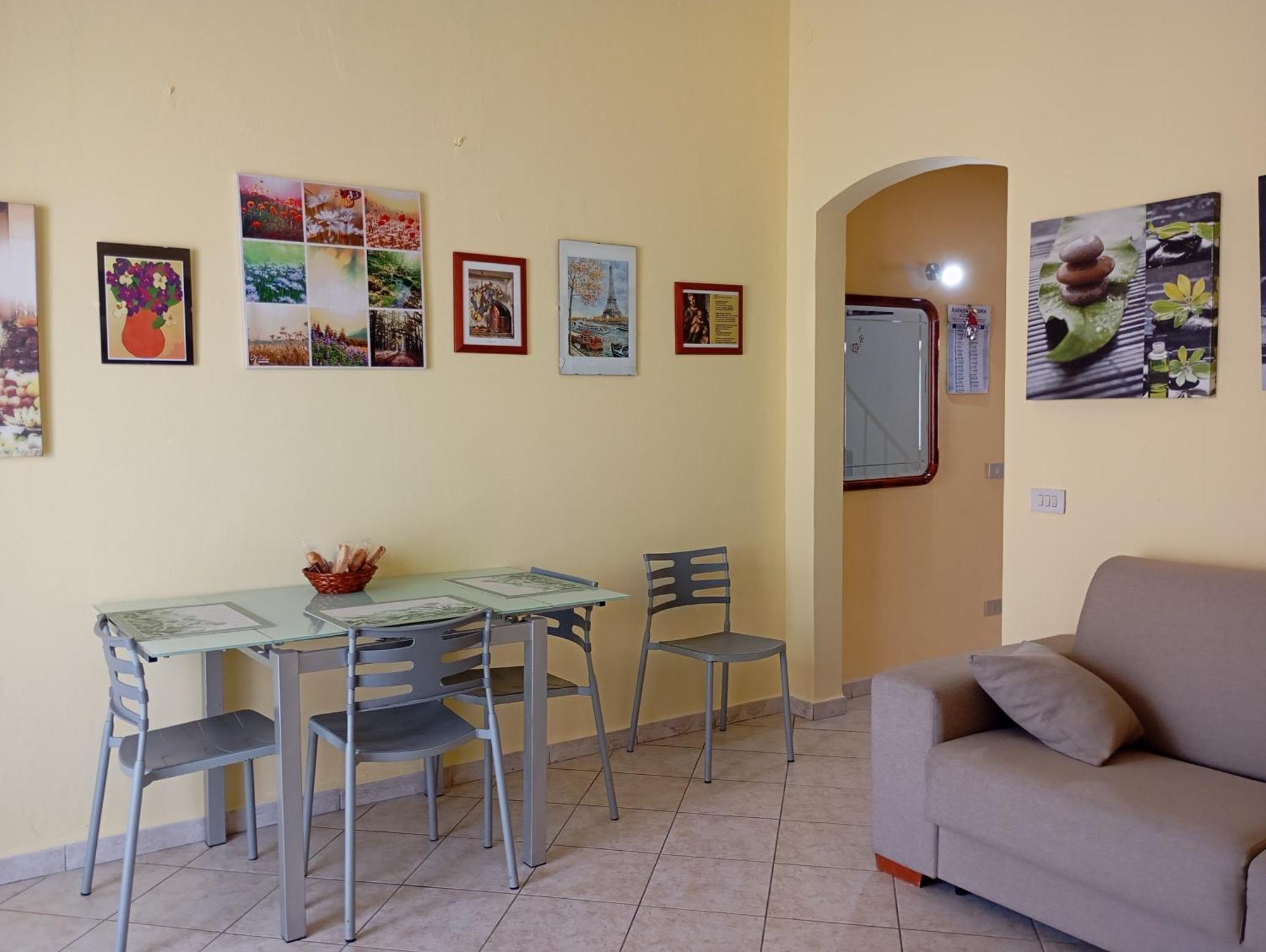 A Casa Di Ste - Vicino Aeroporto Falcone Borsellino 카리니 외부 사진